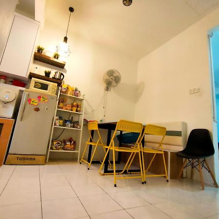 Nikqi'S Homestay เตเมอร์โลห์ ภายนอก รูปภาพ