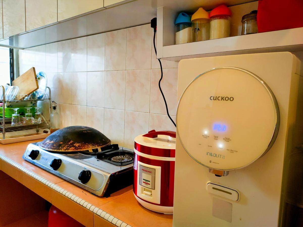 Nikqi'S Homestay เตเมอร์โลห์ ภายนอก รูปภาพ