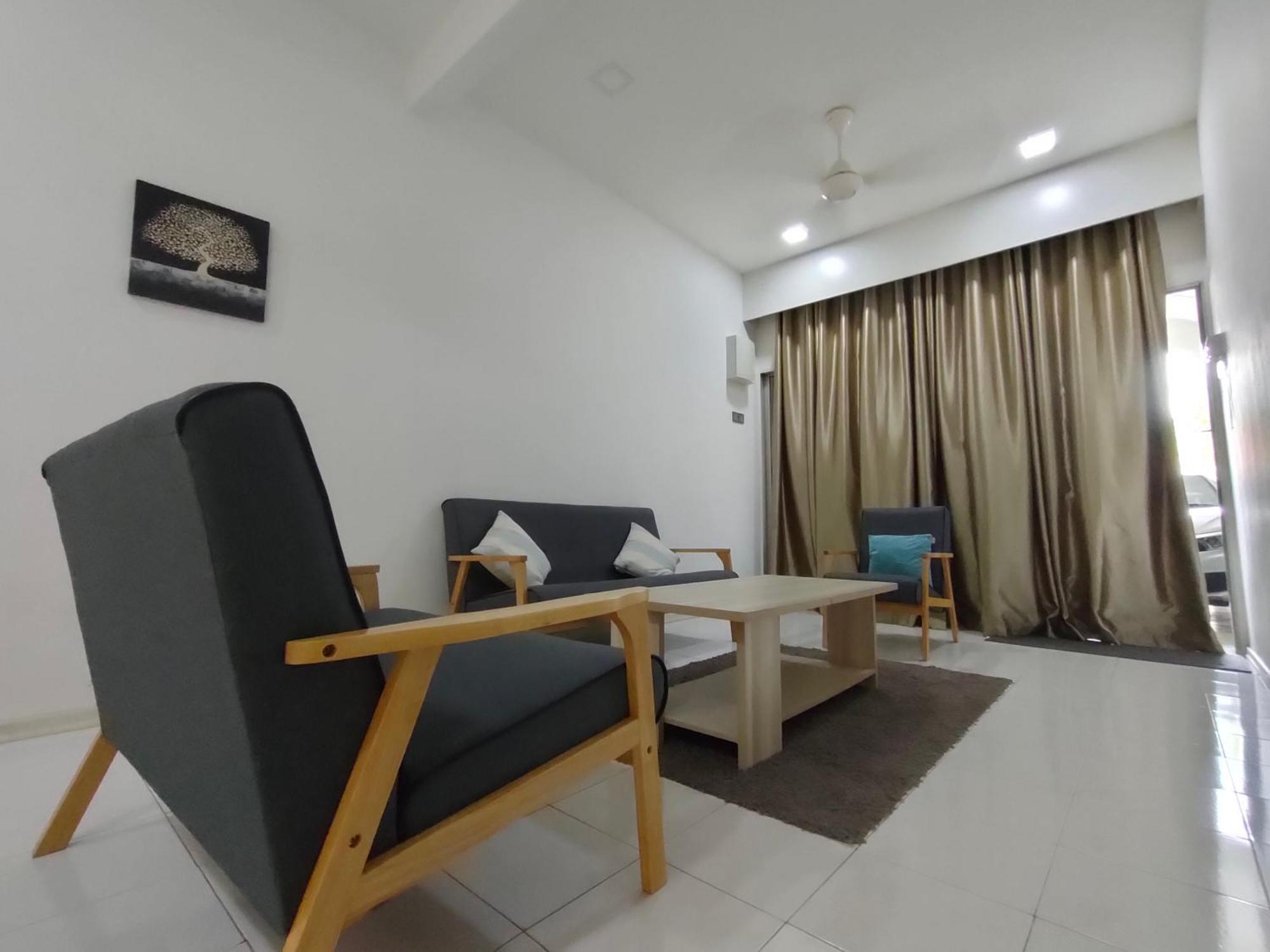 Nikqi'S Homestay เตเมอร์โลห์ ห้อง รูปภาพ