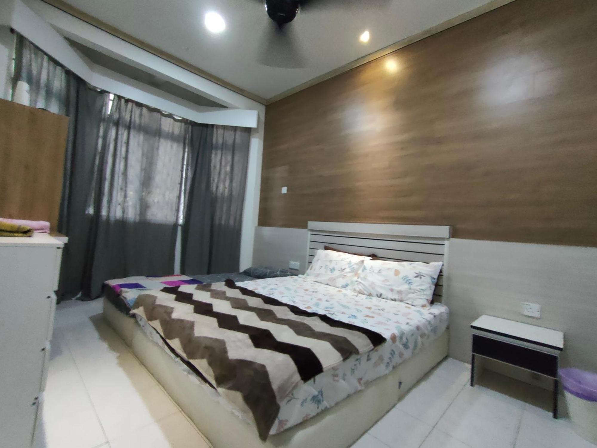 Nikqi'S Homestay เตเมอร์โลห์ ห้อง รูปภาพ